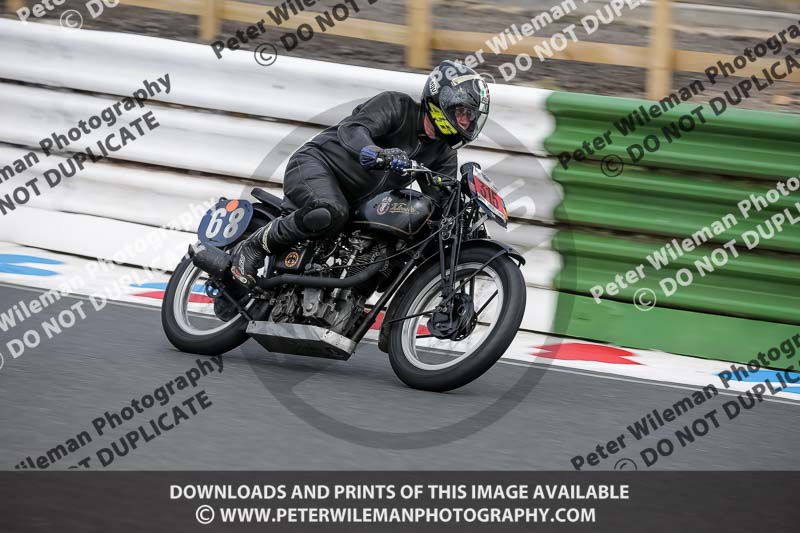Vintage motorcycle club;eventdigitalimages;mallory park;mallory park trackday photographs;no limits trackdays;peter wileman photography;trackday digital images;trackday photos;vmcc festival 1000 bikes photographs
